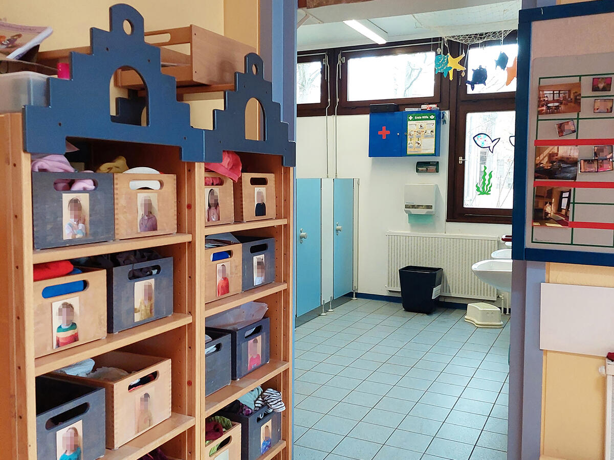 Blick ins Badezimmer im Kinderhaus Uni-Kids